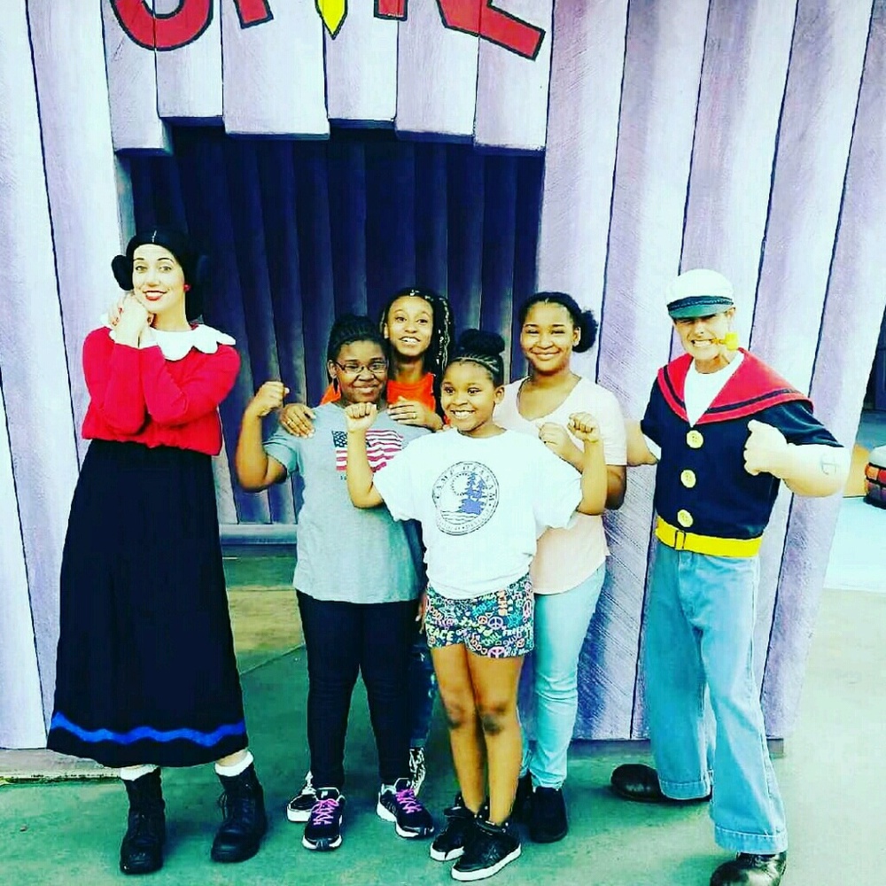 Meet your Posher, Adrianna